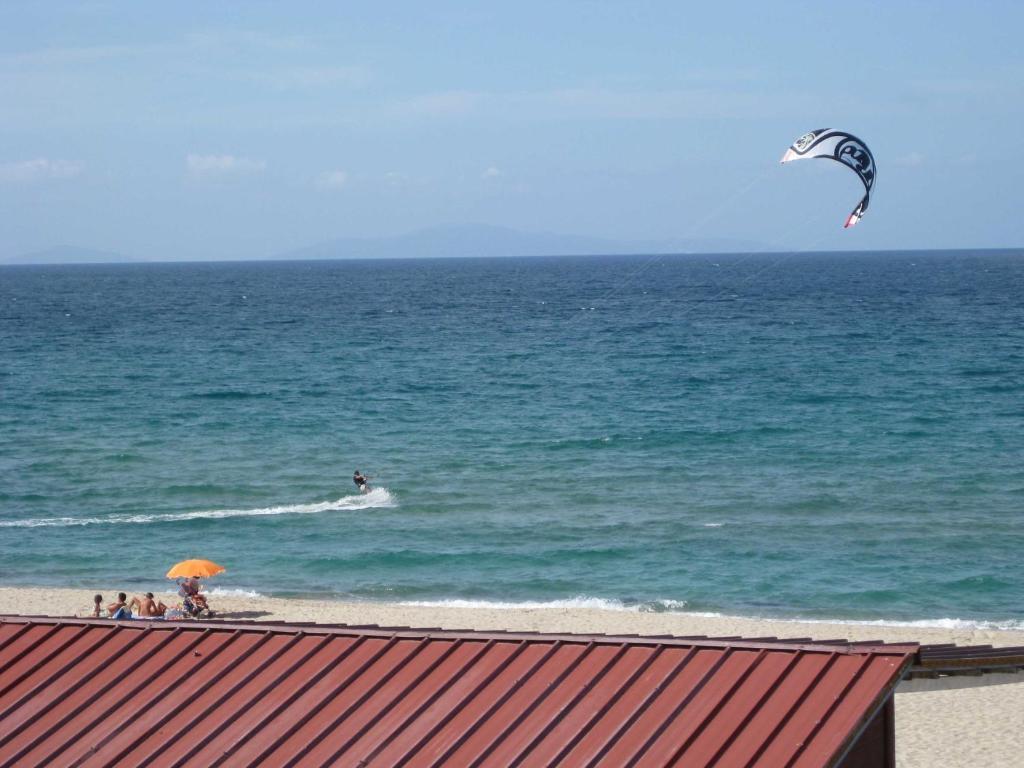 Buddi Hotel Platamona Exterior photo