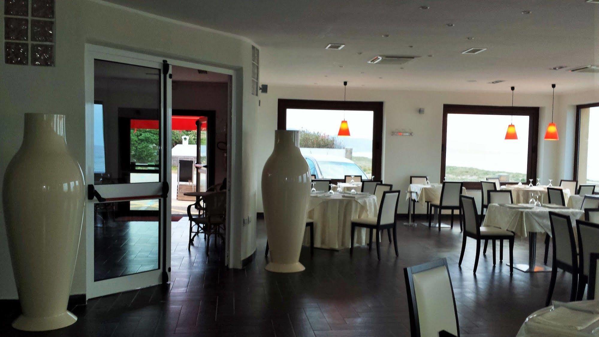 Buddi Hotel Platamona Exterior photo